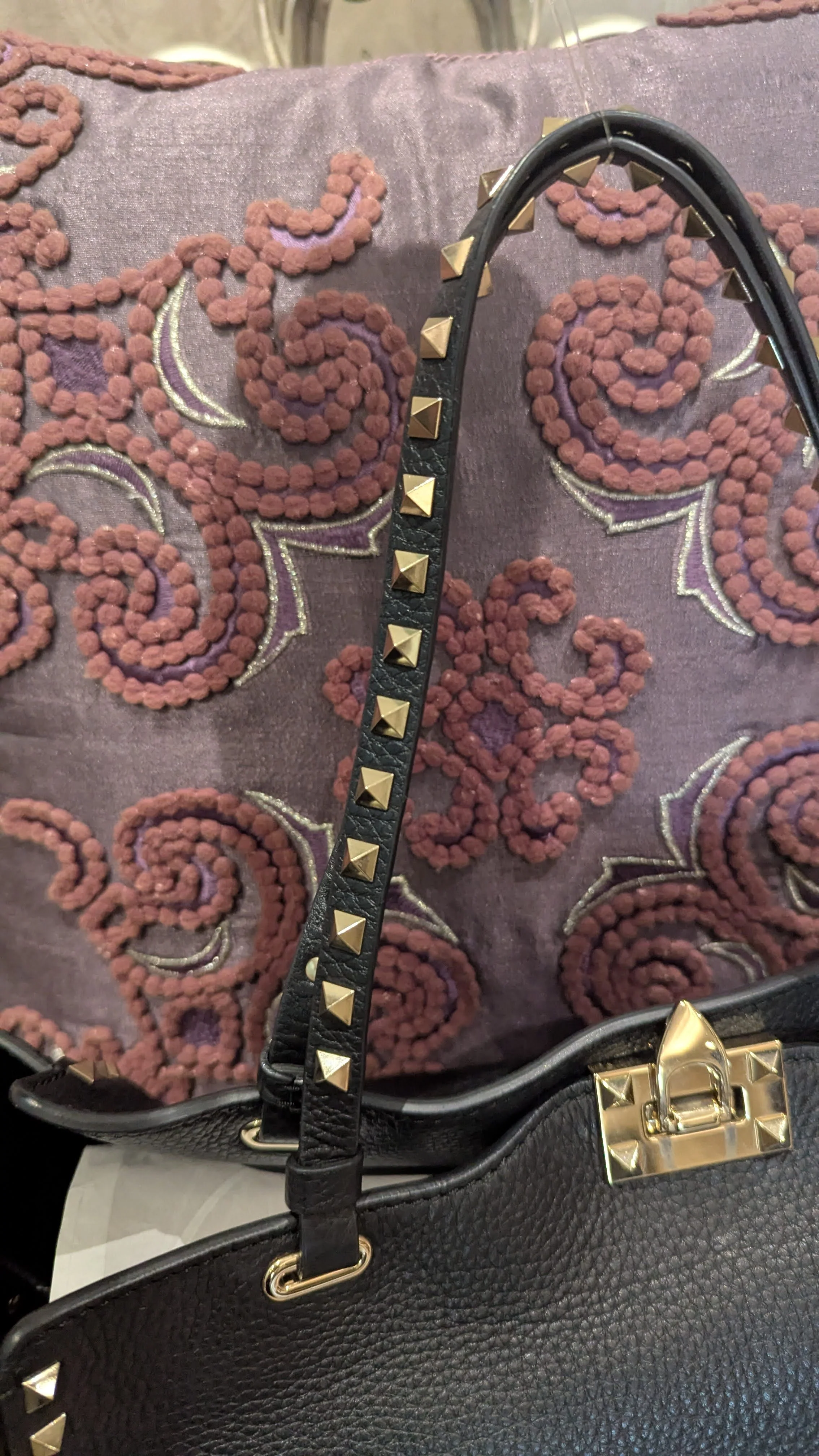 Valentino Black Leather Rockstud Tote Bag - Image 5