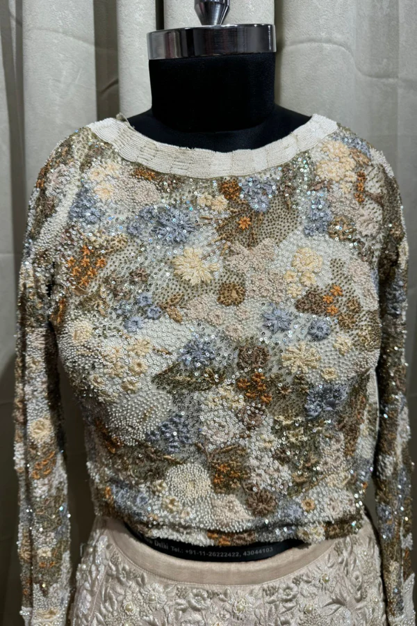 Varun Bahl embroidered Skirt set - Image 3