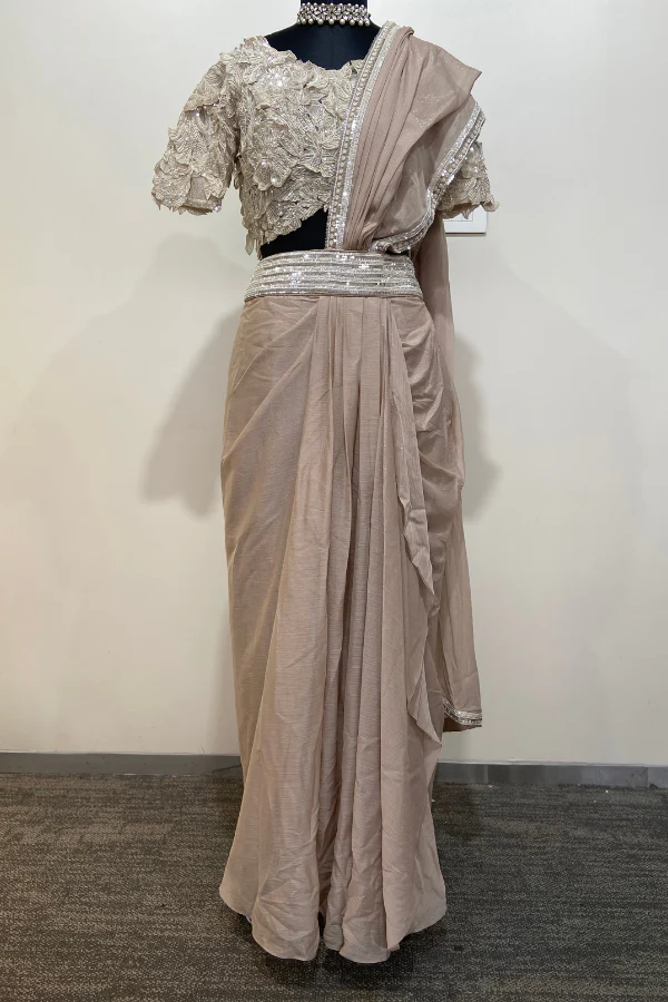 Varun Nidhika Pre stitched saree set - Image 2
