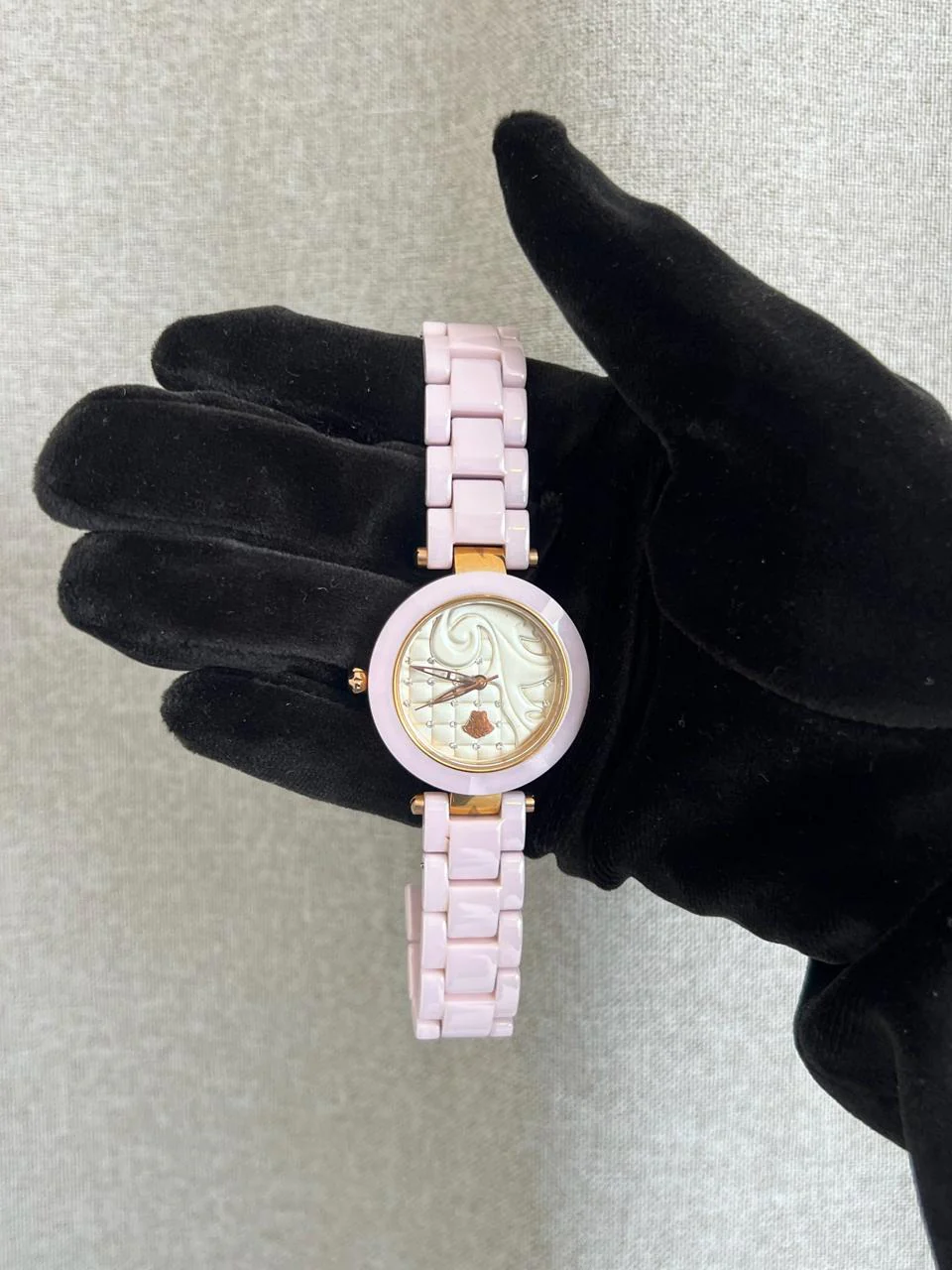 Versace Women's Watch - Image 6