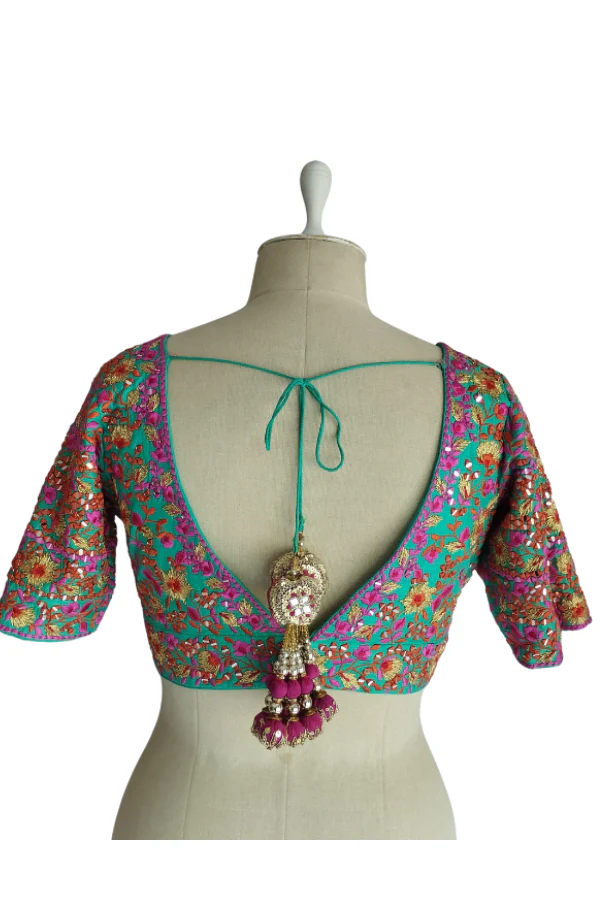 Vikram Phadnis Bandhani Embellished Saree - Image 4